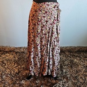 JJ TAYLOR WRAP AROUND A-LINE FLORAL SKIRT Multicolored purple green yellowmaroon